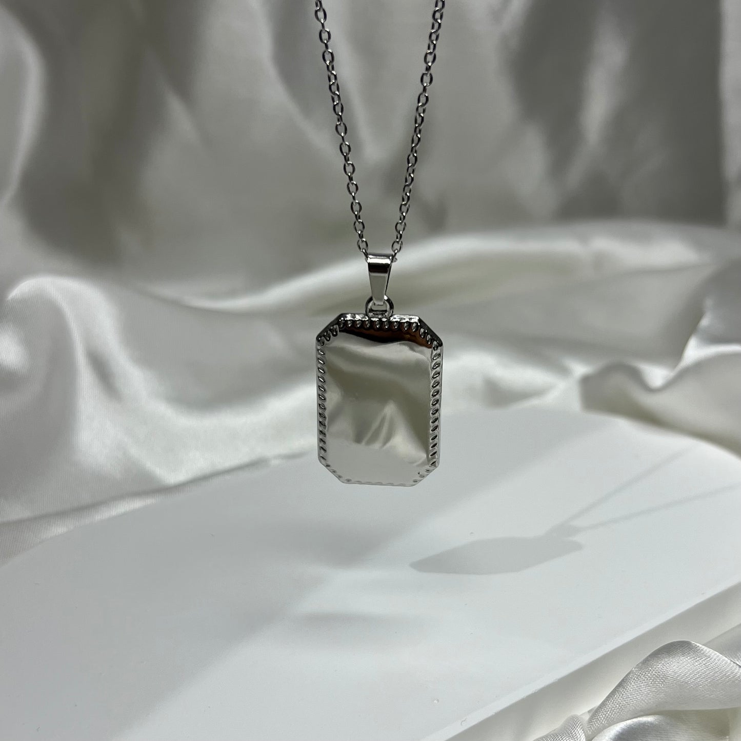 Personalized Necklace “Jamie"