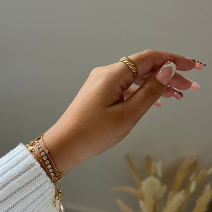 Ring "Julia"
